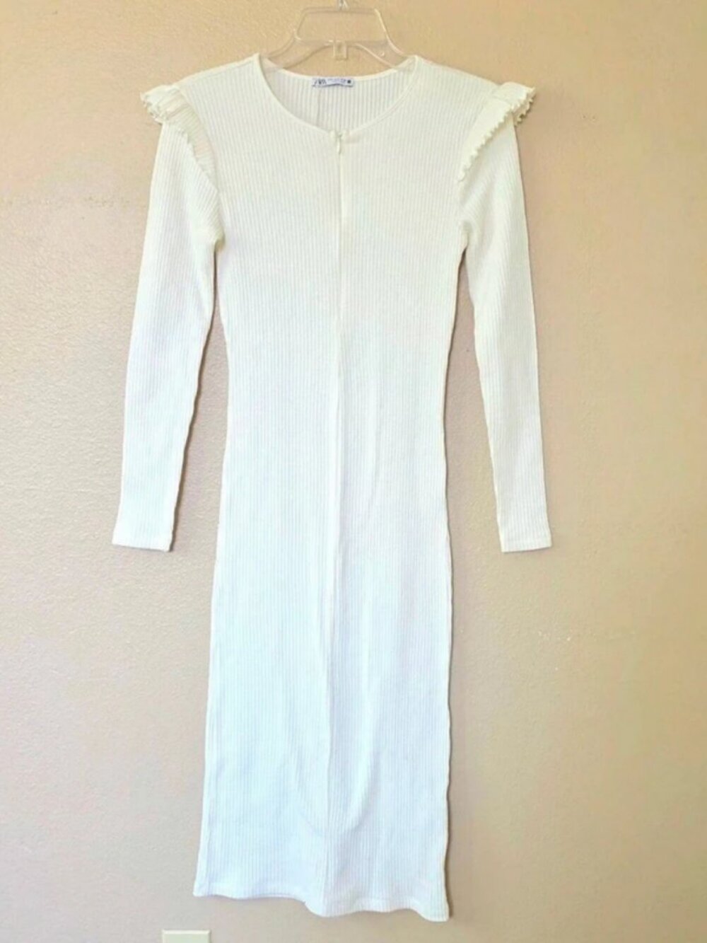 Zara White Ribbed Knit Ruffle Shoulder Bodycon Midi Dress - Size Small